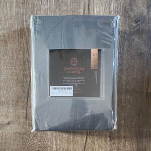 Empyrean Bedding Gray Fitted Sheet Set